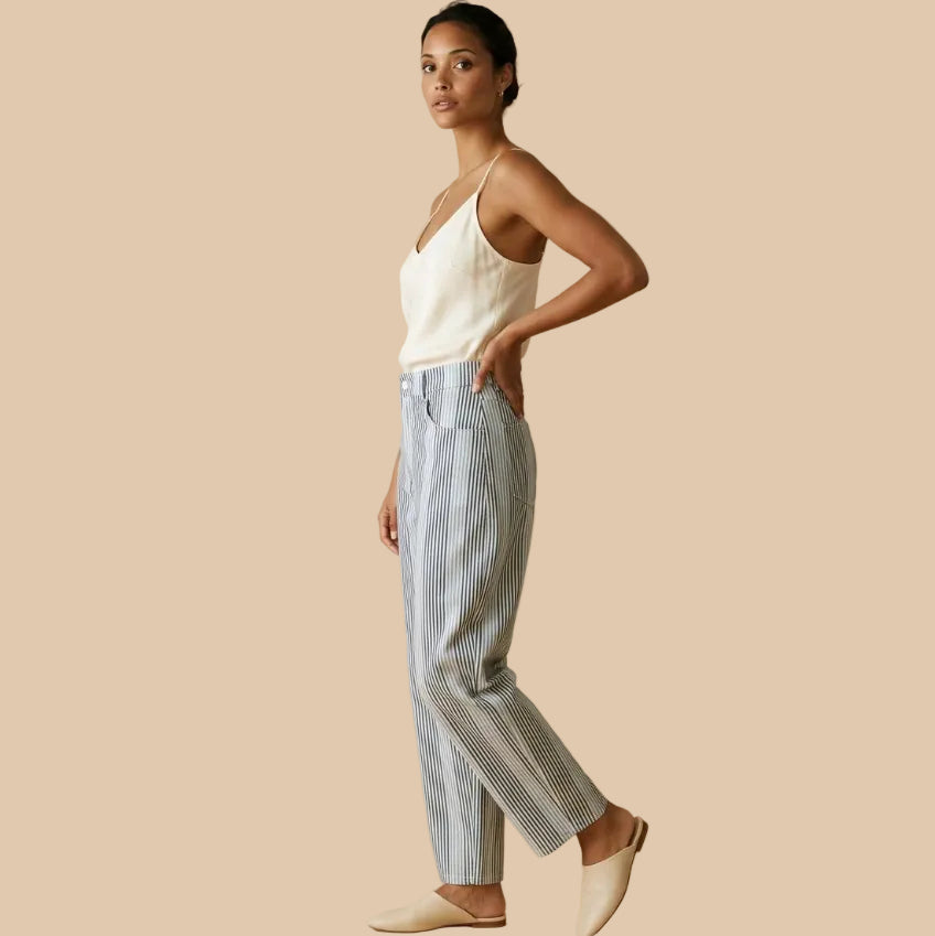  Pantalón de rayas verticales azules y blancas de tiro alto y pierna fluida modelo Portofino de Muzetto 