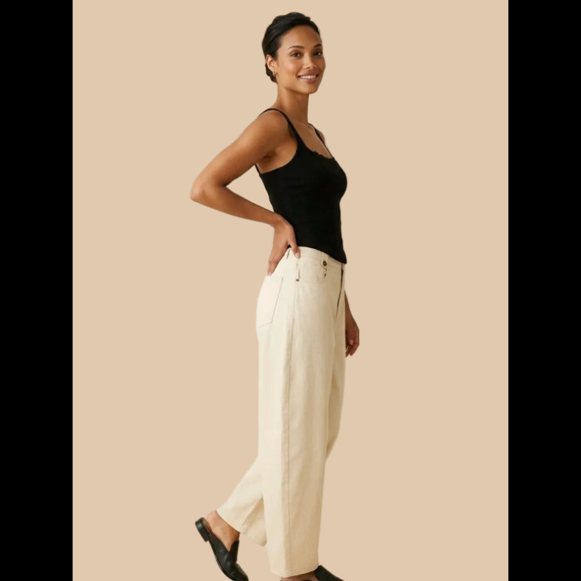 Pantalón sastre de algodón en color crema con corte wide leg de pata ancha y tiro alto modelo Sienna de Muzetto