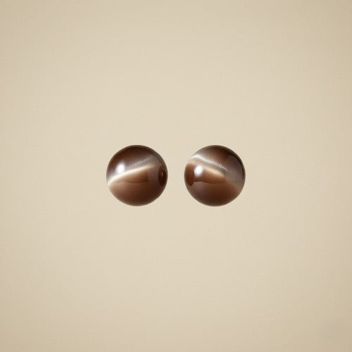 PENDIENTES ``SOFÍA`` DE BOLA MARRÓN CON REFLEJOS