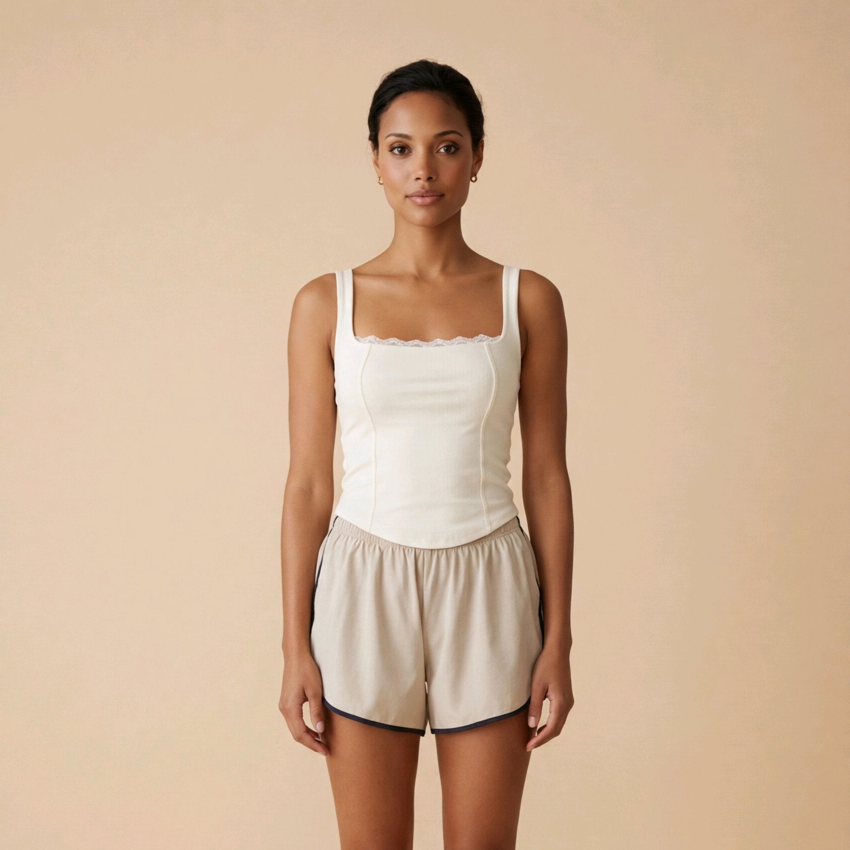 Top corsé blanco de algodón para primavera con diseño entallado y encaje Livia de Muzetto 
