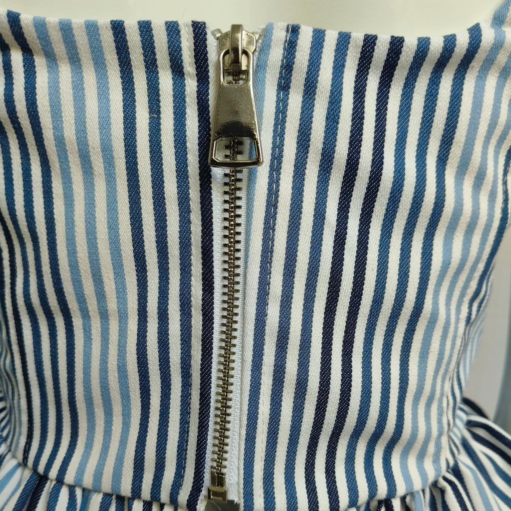 Top peplum de rayas verticales azules y blancas con escote cuadrado y cremallera trasera metálica completa modelo Portofino de Muzetto